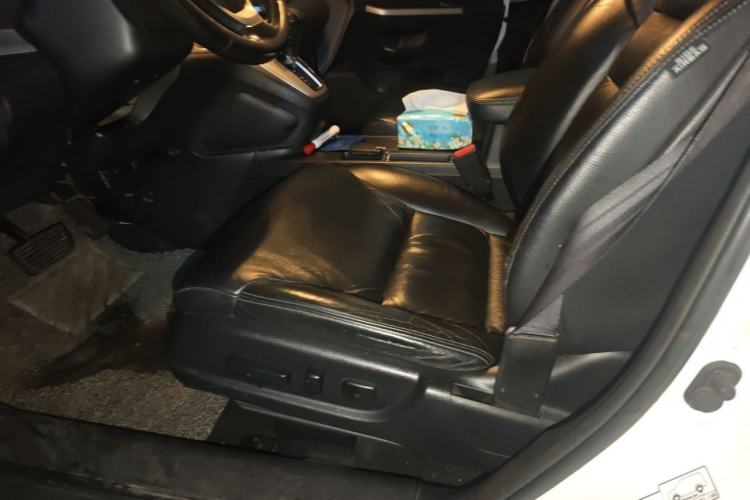 Used Honda CR-V 2013 2.4L four-wheel drive luxury version Driver Seat