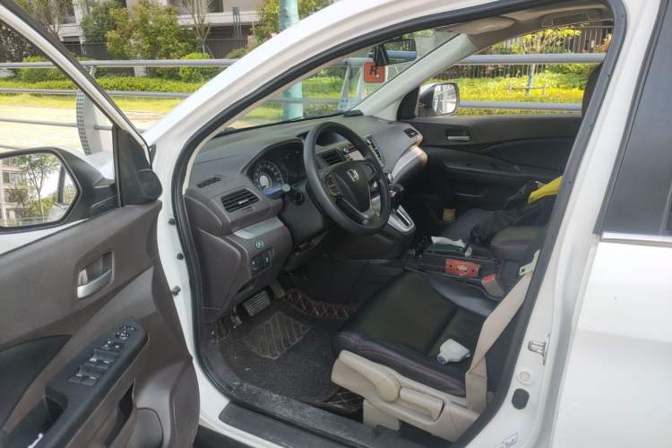 Used Honda CR-V 2013 2.0L 2WD Classic Edition Driver Seat