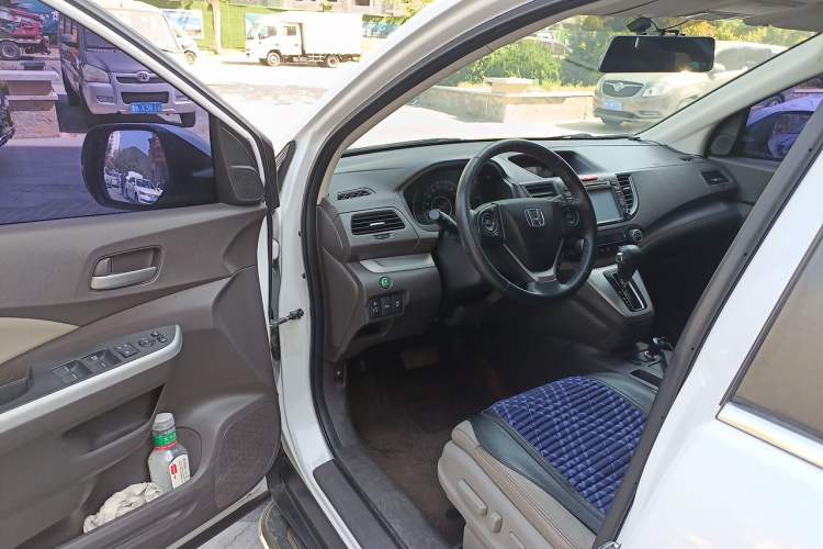 Used Honda CR-V 2013 2.4L four-wheel drive luxury version Driver Seat