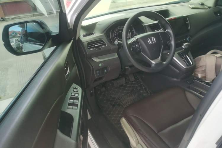 Used Honda CR-V 2013 2.0L 2WD Classic Edition Driver Seat