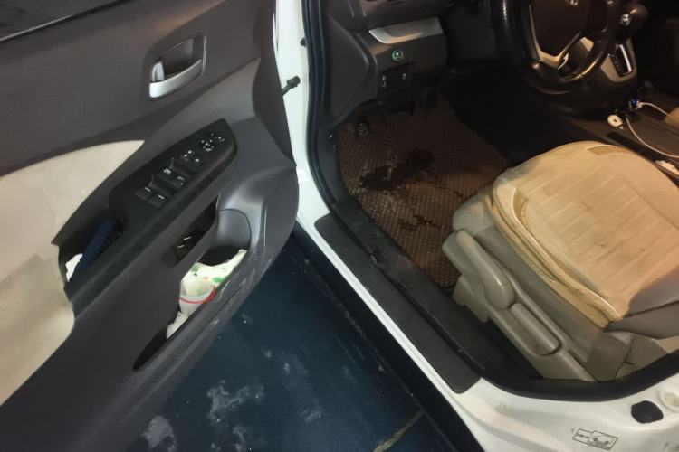 Used Honda CR-V 2013 2.0L 2WD Classic Edition Driver Seat