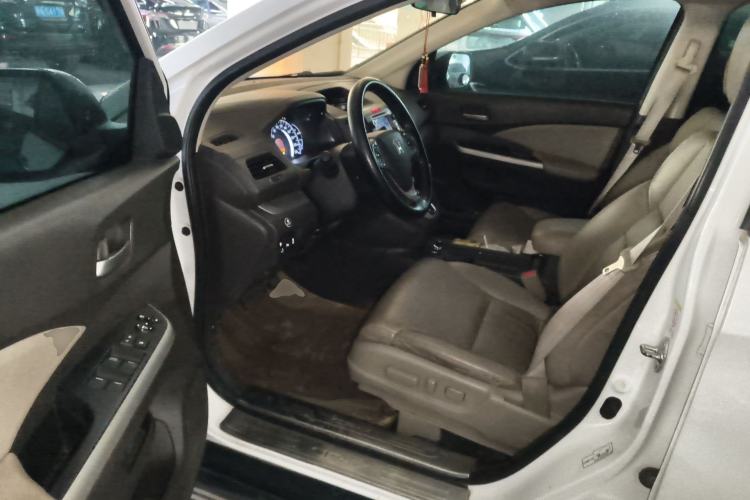 Used Honda CR-V 2013 2.4L two-wheel drive luxury version Driver Seat