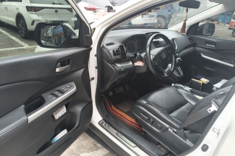 Used Honda CR-V 2013 2.4L four-wheel drive luxury version Driver Seat