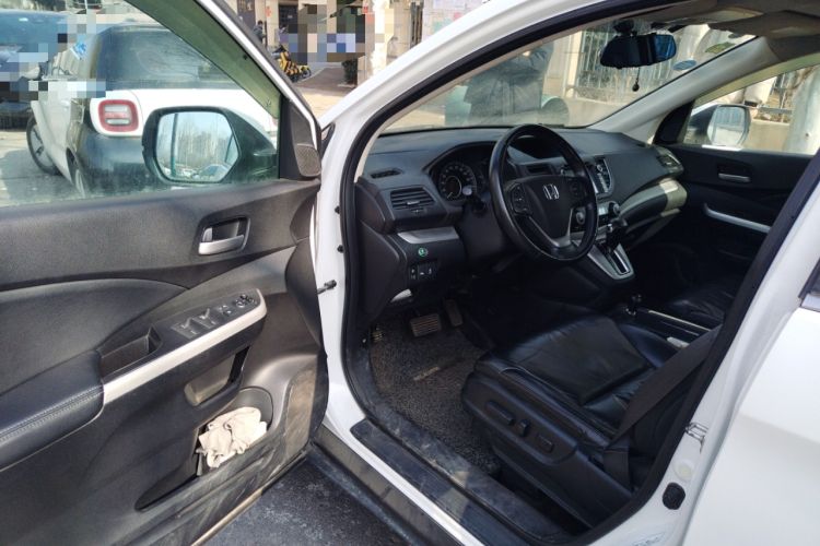Used Honda CR-V 2013 2.4L two-wheel drive luxury version Driver Seat