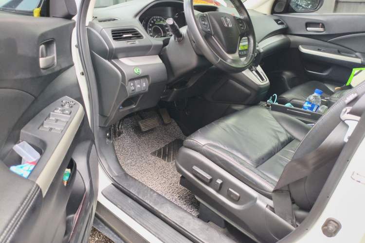 Used Honda CR-V 2013 2.4L two-wheel drive luxury version Driver Seat