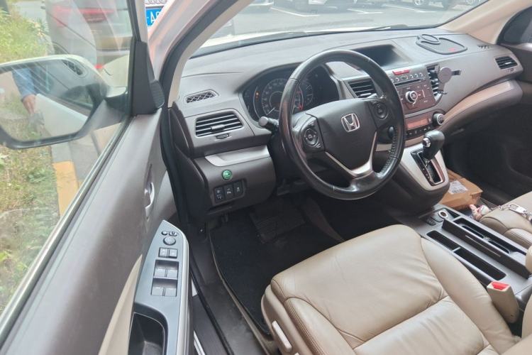 Used Honda CR-V 2013 2.4L two-wheel drive luxury version Driver Seat