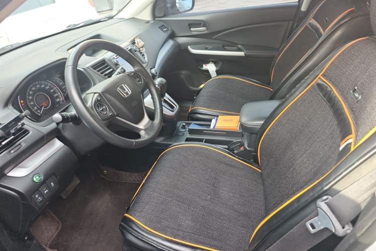 Used Honda CR-V 2013 2.4L four-wheel drive luxury version Driver Seat