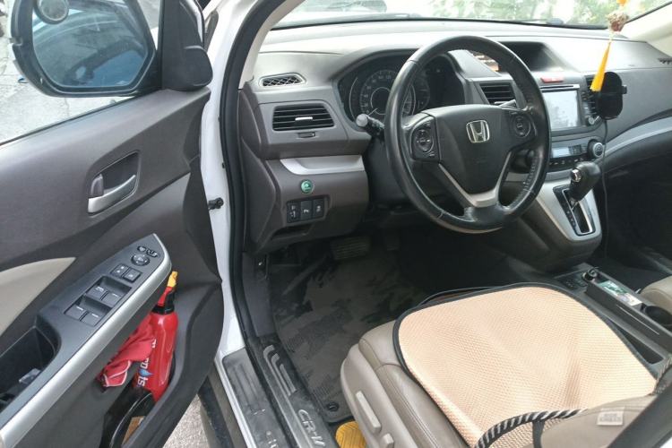 Used Honda CR-V 2013 2.4L two-wheel drive luxury version Driver Seat