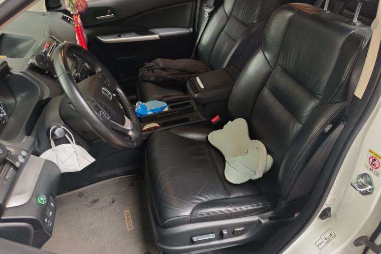 Used Honda CR-V 2013 2.4L two-wheel drive luxury version Driver Seat