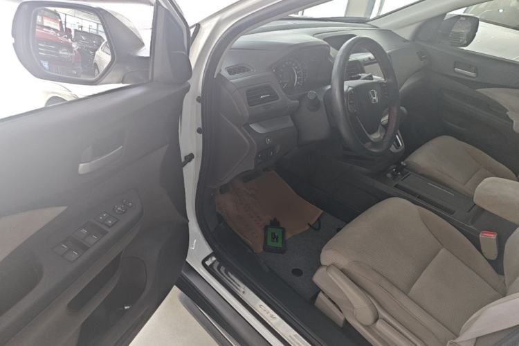 Used Honda CR-V 2013 2.0L 2WD Classic Edition Driver Seat