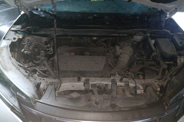 Used Honda CR-V 2013 2.4L four-wheel drive luxury version Engine Bay