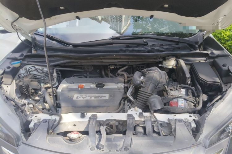 Used Honda CR-V 2013 2.4L four-wheel drive luxury version Engine Bay