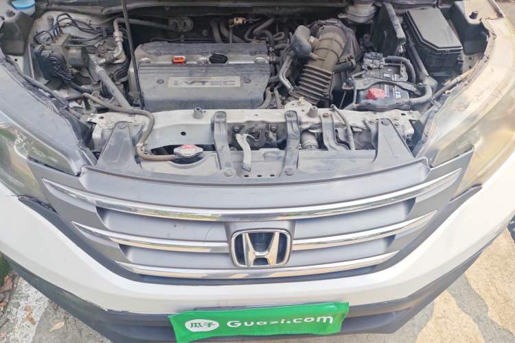 Used Honda CR-V 2013 2.4L four-wheel drive luxury version Engine Bay