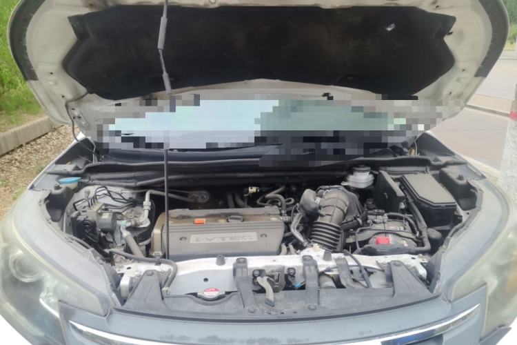 Used Honda CR-V 2013 2.4L four-wheel drive luxury version Engine Bay