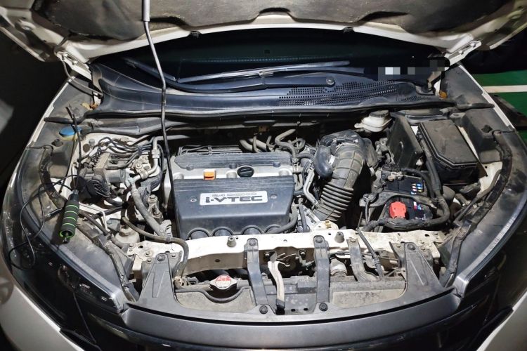 Used Honda CR-V 2013 2.4L two-wheel drive luxury version Engine Bay