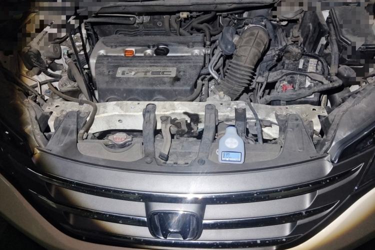 Used Honda CR-V 2013 2.4L four-wheel drive luxury version Engine Bay