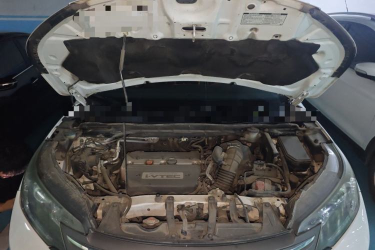 Used Honda CR-V 2013 2.4L four-wheel drive luxury version Engine Bay