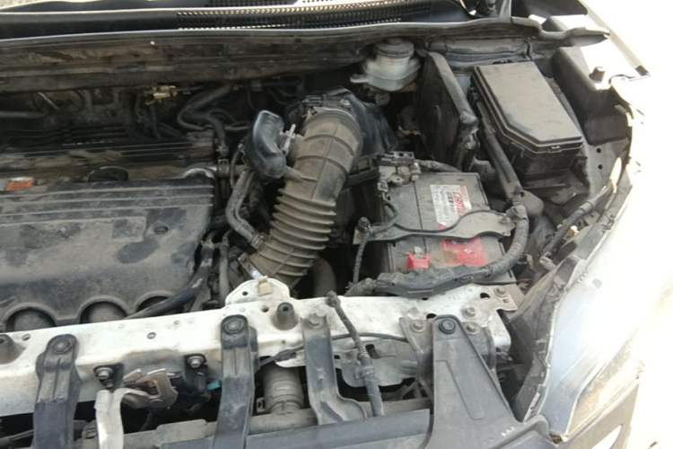 Used Honda CR-V 2013 2.4L two-wheel drive luxury version Engine Bay Left