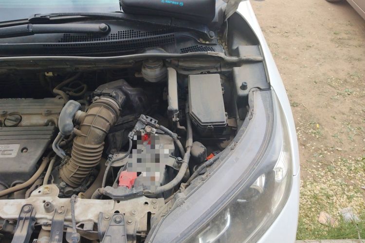 Used Honda CR-V 2013 2.4L two-wheel drive luxury version Engine Bay Left