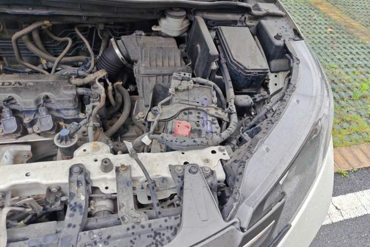 Used Honda CR-V 2013 2.0L 2WD Classic Edition Engine Bay Left
