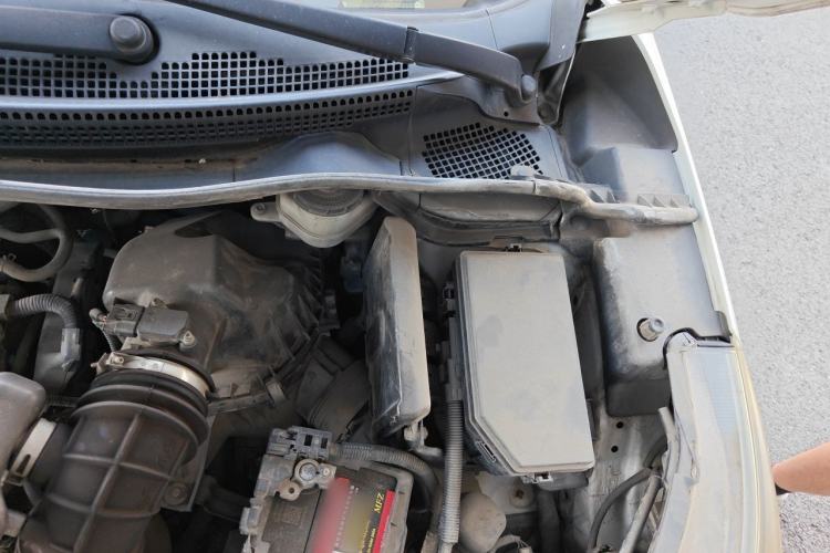 Used Honda CR-V 2013 2.4L two-wheel drive luxury version Engine Bay Left