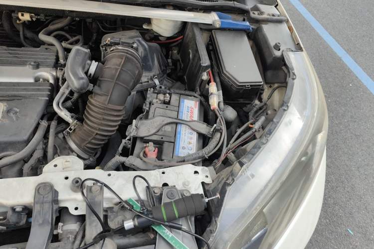 Used Honda CR-V 2013 2.4L two-wheel drive luxury version Engine Bay Left