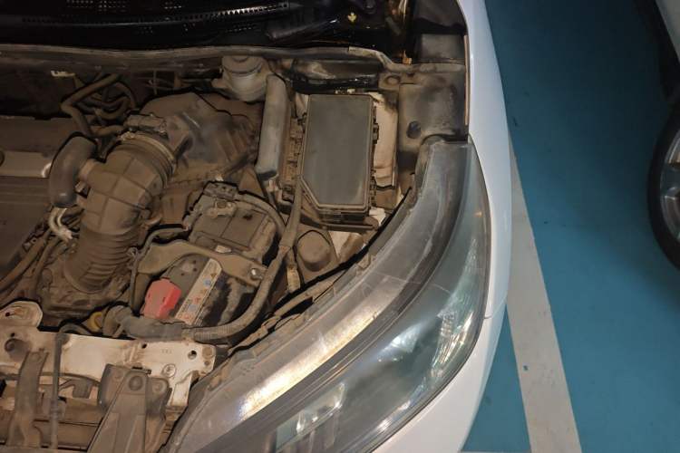 Used Honda CR-V 2013 2.4L four-wheel drive luxury version Engine Bay Left