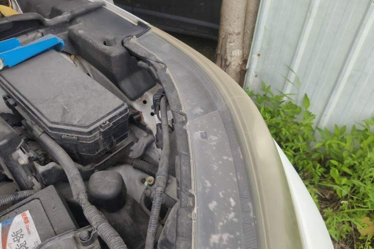 Used Honda CR-V 2013 2.4L four-wheel drive luxury version Engine Bay Left