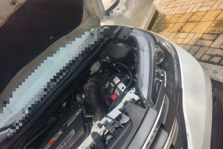 Used Honda CR-V 2013 2.4L four-wheel drive luxury version Engine Bay Left