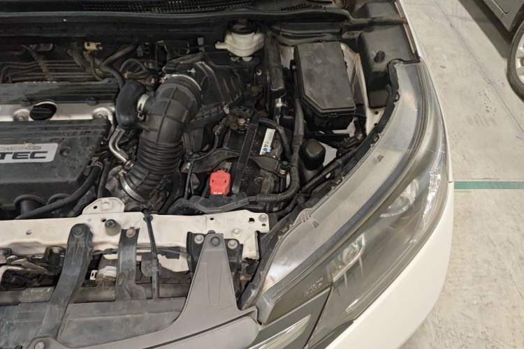 Used Honda CR-V 2013 2.4L four-wheel drive luxury version Engine Bay Left