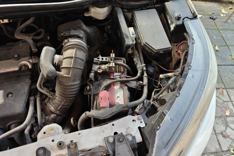 Used Honda CR-V 2013 2.4L two-wheel drive luxury version Engine Bay Left