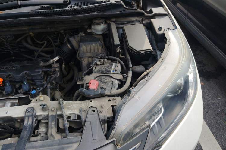 Used Honda CR-V 2013 2.0L 2WD Classic Edition Engine Bay Left