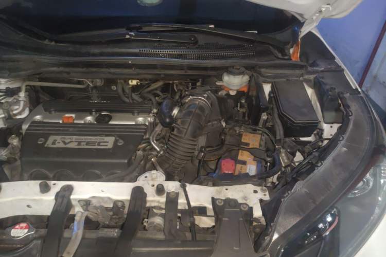 Used Honda CR-V 2013 2.4L two-wheel drive luxury version Engine Bay Left