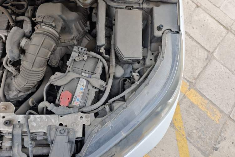 Used Honda CR-V 2013 2.4L four-wheel drive luxury version Engine Bay Left