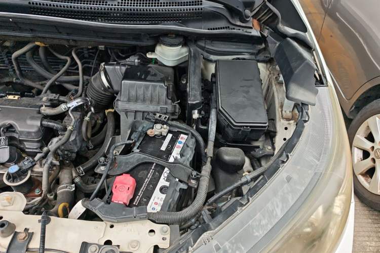 Used Honda CR-V 2013 2.0L 2WD Classic Edition Engine Bay Left