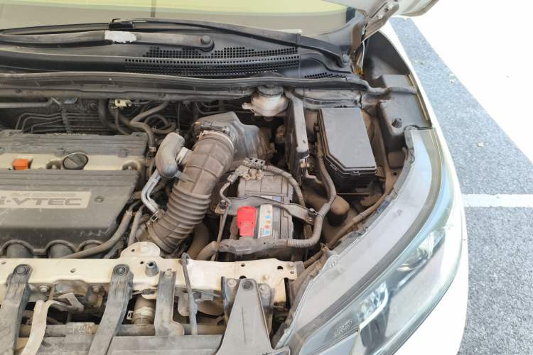 Used Honda CR-V 2013 2.4L four-wheel drive luxury version Engine Bay Left