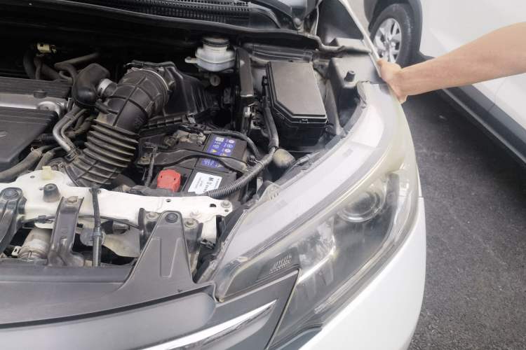 Used Honda CR-V 2013 2.4L four-wheel drive luxury version Engine Bay Left