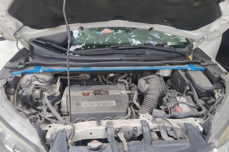 Used Honda CR-V 2013 2.4L four-wheel drive luxury version Engine Bay