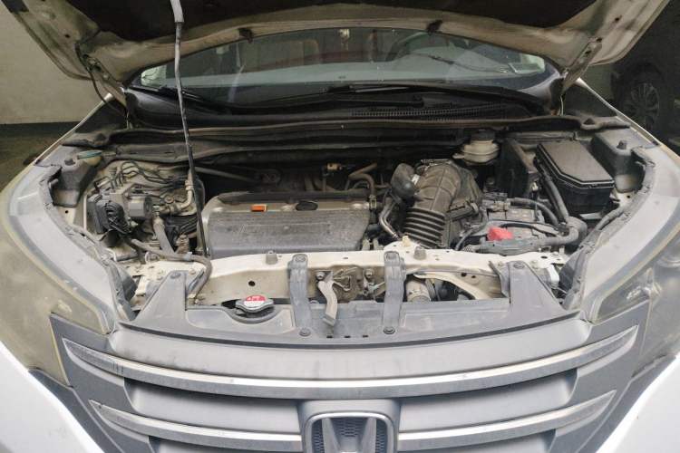 Used Honda CR-V 2013 2.4L two-wheel drive luxury version Engine Bay