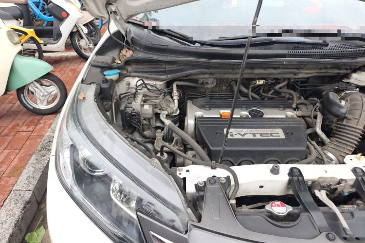 Used Honda CR-V 2013 2.4L four-wheel drive luxury version Engine Bay Right