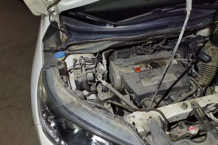 Used Honda CR-V 2013 2.4L Four-Wheel Drive Prestige Edition Engine Bay Right