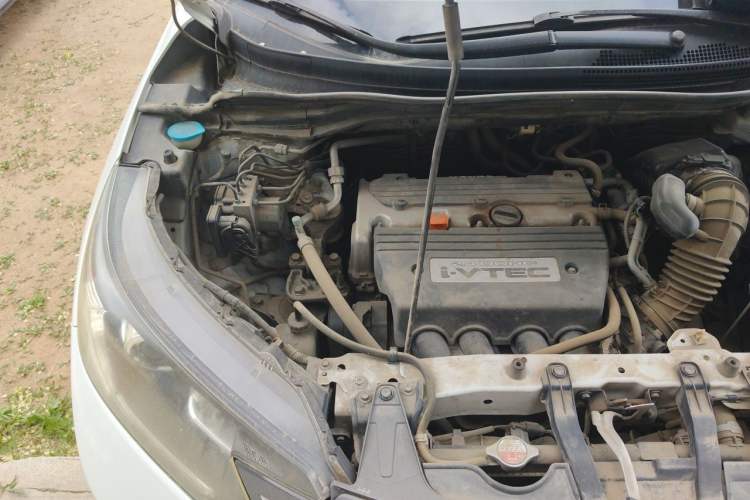 Used Honda CR-V 2013 2.4L two-wheel drive luxury version Engine Bay Right