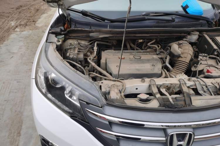 Used Honda CR-V 2013 2.4L four-wheel drive luxury version Engine Bay Right