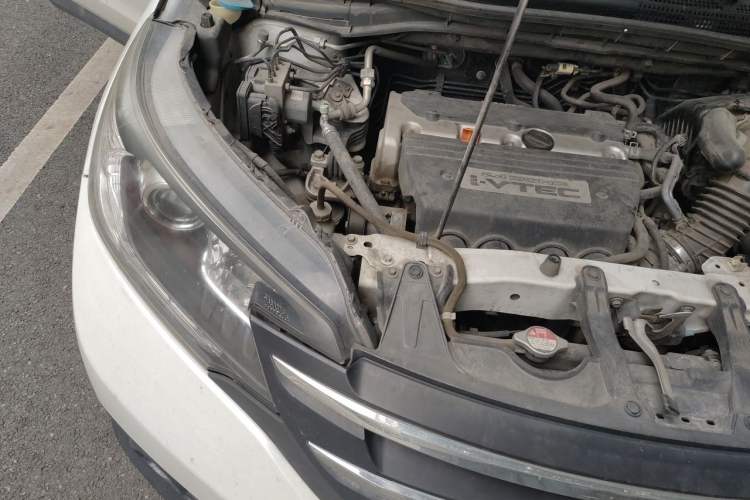 Used Honda CR-V 2013 2.4L two-wheel drive luxury version Engine Bay Right