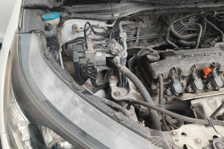 Used Honda CR-V 2013 2.0L 2WD Classic Edition Engine Bay Right