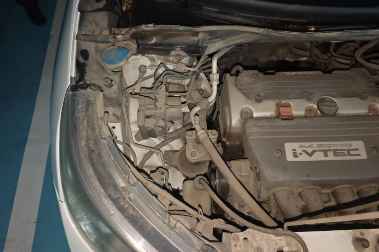 Used Honda CR-V 2013 2.4L four-wheel drive luxury version Engine Bay Right