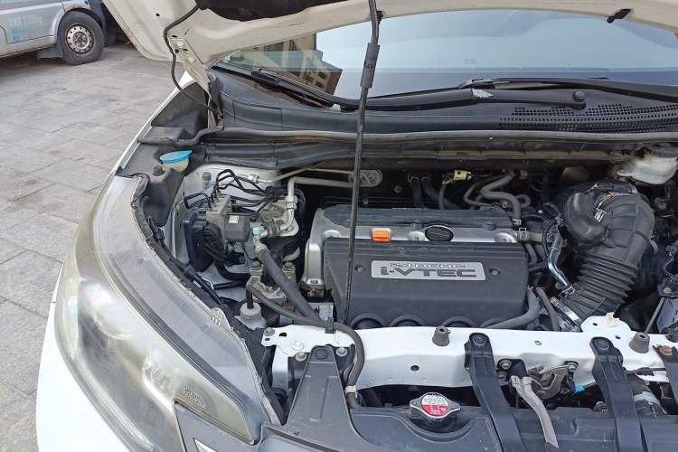 Used Honda CR-V 2013 2.4L four-wheel drive luxury version Engine Bay Right