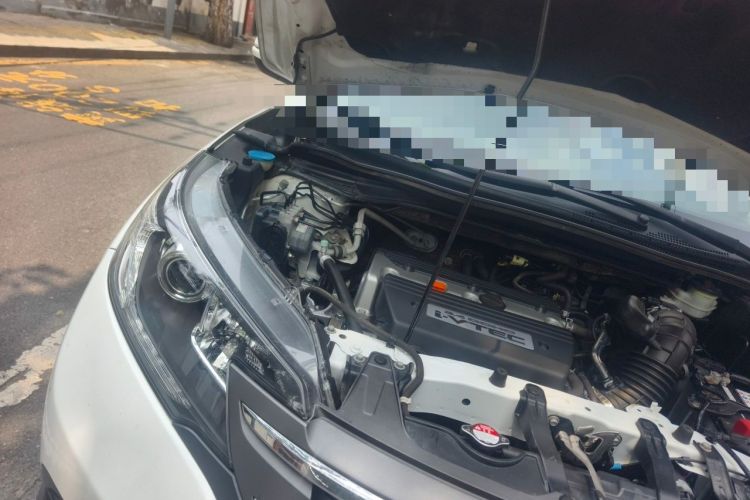 Used Honda CR-V 2013 2.4L four-wheel drive luxury version Engine Bay Right