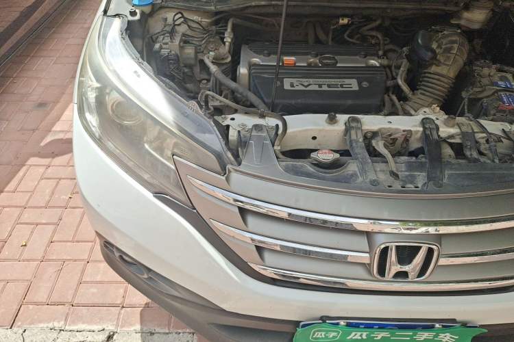 Used Honda CR-V 2013 2.4L four-wheel drive luxury version Engine Bay Right