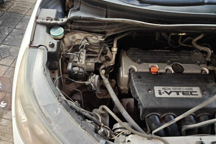 Used Honda CR-V 2013 2.4L two-wheel drive luxury version Engine Bay Right